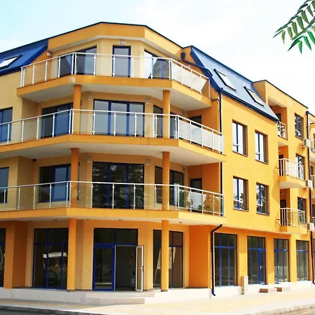 Solei Apartment *