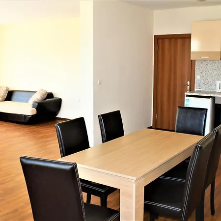 Solei Apartment Primorsko